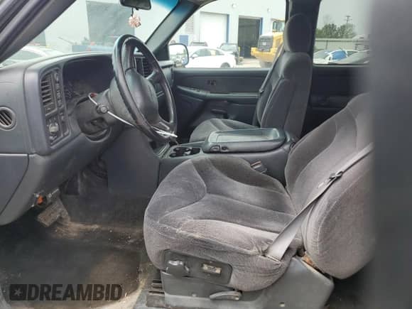 2000 GMC Sierra 1500 SLE с VIN 2GTEK19TXY1305668, выставлен на аукционе Copart как лот 60676635 с пробегом 179 906 миль миль и Списание • Salvage title. История ставок и продаж доступна на DreamBid. Изображение 7.