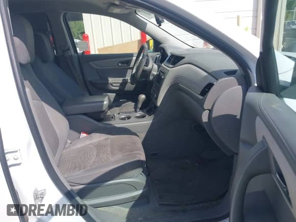 2016 Chevrolet Traverse LS с VIN 1GNKRFKDXGJ171304, выставлен на аукционе IAAI как лот 43202244 с пробегом 234 519 миль миль и . История ставок и продаж доступна на DreamBid. Изображение 5.