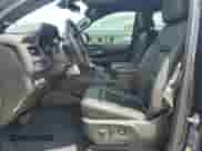 2022 Chevrolet Suburban LT z VIN 1GNSCCKD8NR317231, wystawiony jako Copart lot #59026355 z przebiegiem 73 037 mil mil oraz Szkoda całkowita • Salvage title. Historia ofert i sprzedaży dostępna na DreamBid. Obrazek 7.