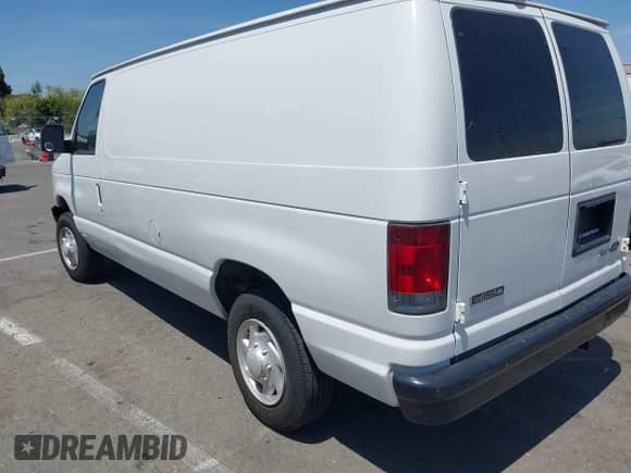 2009 Ford Econoline Cargo Commercial с VIN 1FTNE14W89DA80617, выставлен на аукционе IAAI как лот 42082273 с пробегом 70 347 миль миль и . История ставок и продаж доступна на DreamBid. Изображение 3.