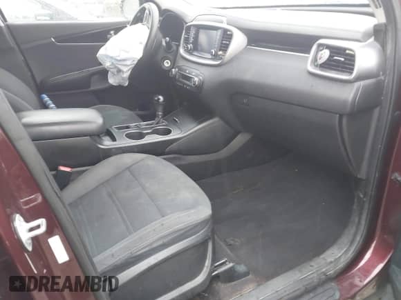 2019 Kia Sorento LX с VIN 5XYPGDA53KG482701, выставлен на аукционе IAAI как лот 42229929 с пробегом 161 526 миль миль и . История ставок и продаж доступна на DreamBid. Изображение 5.