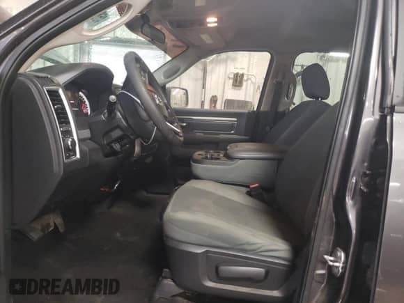 2017 Ram 1500 Outdoorsman z VIN 1C6RR7TT2HS748395, wystawiony jako Copart lot #46819865 z przebiegiem 145 195 mil mil oraz Szkoda całkowita • Salvage title. Historia ofert i sprzedaży dostępna na DreamBid. Obrazek 7.