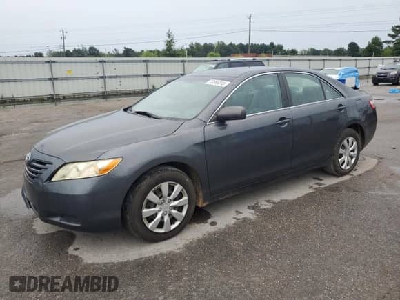 2007 Toyota Camry CE with VIN 4T1BE46K47U076510, listed as a Copart auction lot 70369015 with 235,223 mi miles and Salvage title. Bid and sale history available at DreamBid. Image 1.