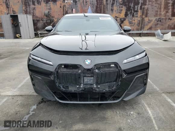 2024 BMW 7 Series 760i xDrive с VIN WBA33EJ07RCR40210, выставлен на аукционе Copart как лот 60499865 с пробегом 10 080 миль миль и Чистый • Clean title. История ставок и продаж доступна на DreamBid. Изображение 5.