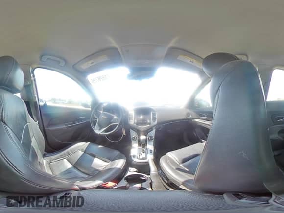 2014 Chevrolet Cruze 2LT z VIN 1G1PE5SB0E7239440, wystawiony jako Copart lot #71526725 z przebiegiem Nie podano mil oraz Szkoda całkowita • Salvage title. Historia ofert i sprzedaży dostępna na DreamBid. Obrazek 14.