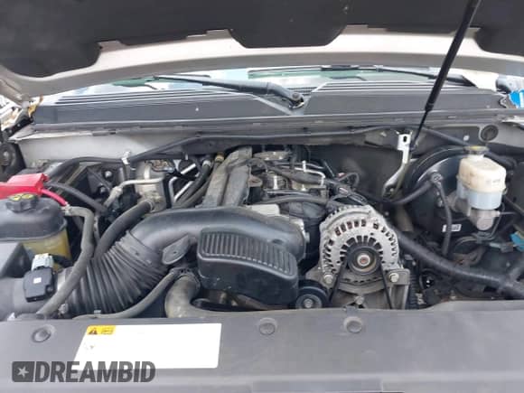 2011 Chevrolet Suburban LS с VIN 1GNSCHE07BR333292, выставлен на аукционе IAAI как лот 42749660 с пробегом 196 544 миль миль и . История ставок и продаж доступна на DreamBid. Изображение 10.
