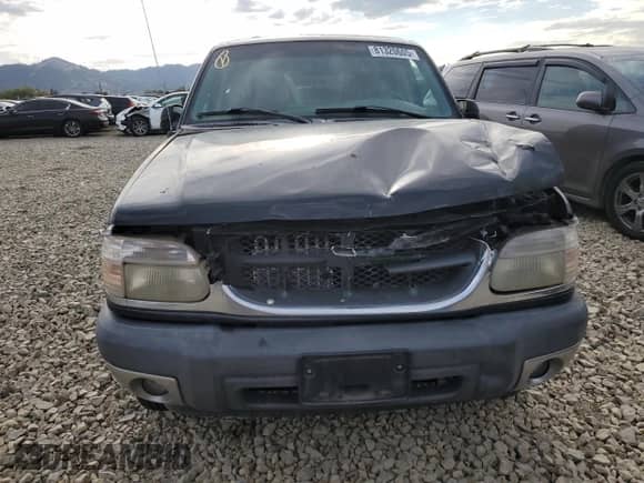 2001 Ford Explorer XLT с VIN 1FMDU73EX1ZA06855, выставлен на аукционе Copart как лот 81320605 с пробегом 147 020 миль миль и Списание • Salvage title. История ставок и продаж доступна на DreamBid. Изображение 5.