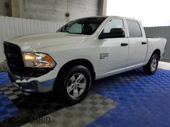 2023 Ram 1500 SLT z VIN 1C6RR6LG7PS518492, wystawiony jako Copart lot #42178125 z przebiegiem 50 670 mil mil oraz Nie do naprawy • Non repairable. Historia ofert i sprzedaży dostępna na DreamBid. Obrazek 1.