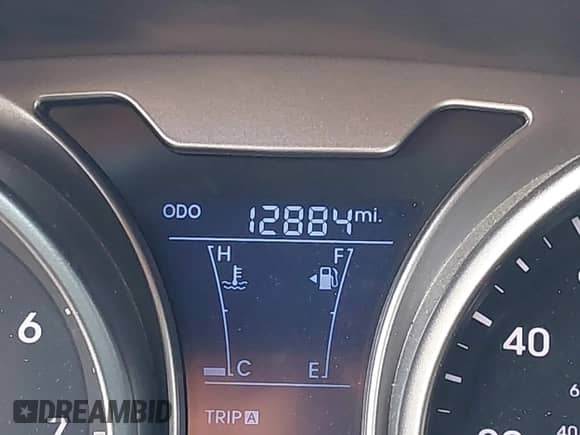 2012 Hyundai Veloster w/Black Int с VIN KMHTC6AD8CU046547, выставлен на аукционе IAAI как лот 42388735 с пробегом 12 884 миль миль и . История ставок и продаж доступна на DreamBid. Изображение 15.