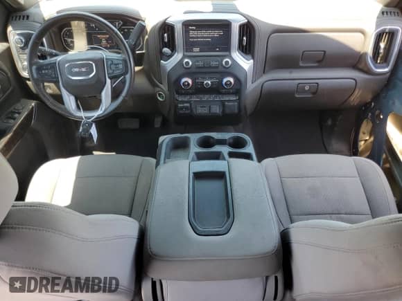 2021 GMC Sierra 1500 SLE z VIN 3GTU9BED1MG264229, wystawiony jako Copart lot #62493495 z przebiegiem 105 819 mil mil oraz Szkoda całkowita • Salvage title. Historia ofert i sprzedaży dostępna na DreamBid. Obrazek 8.