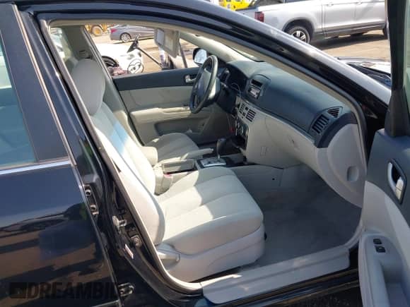2008 Hyundai Sonata SE с VIN 5NPEU46F38H376669, выставлен на аукционе IAAI как лот 42454217 с пробегом 105 138 миль миль и . История ставок и продаж доступна на DreamBid. Изображение 5.