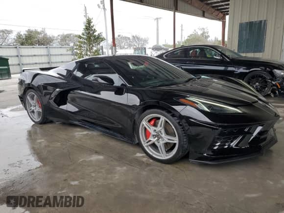 2021 Chevrolet Corvette 2LT with VIN 1G1YB3D44M5105931, listed as a Copart auction lot 42047874 with 18,025 mi miles and . Bid and sale history available at DreamBid. Image 4.