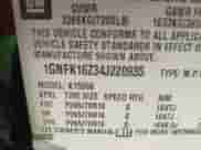 2004 Chevrolet Suburban LS z VIN 1GNFK16Z34J220935, wystawiony jako IAAI lot #41513589 z przebiegiem 313 078 mil mil oraz . Historia ofert i sprzedaży dostępna na DreamBid. Obrazek 9.