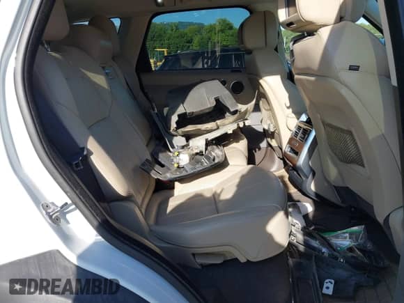 2014 Land Rover Range Rover Sport HSE z VIN SALWR2WF5EA382768, wystawiony jako IAAI lot #42919149 z przebiegiem 106 102 mil mil oraz . Historia ofert i sprzedaży dostępna na DreamBid. Obrazek 8.