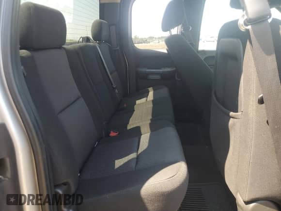 2010 GMC Sierra 1500 SLE with VIN 1GTSCVE04AZ237738, listed as a Copart auction lot 68096295 with 218,858 mi miles and Clean title. Bid and sale history available at DreamBid. Image 10.