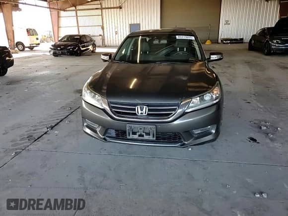 2013 Honda Accord EX-L z VIN 1HGCR2F88DA208897, wystawiony jako Copart lot #85313655 z przebiegiem 129 956 mil mil oraz Szkoda całkowita • Salvage title. Historia ofert i sprzedaży dostępna na DreamBid. Obrazek 14.