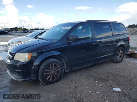 2016 Dodge Grand Caravan SXT z VIN 2C4RDGCG6GR384220, wystawiony jako Copart lot #85546045 z przebiegiem 156 184 mil mil oraz Czysty tytuł • Clean title. Historia ofert i sprzedaży dostępna na DreamBid. Obrazek 1.