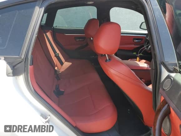 2017 BMW 4 Series 440i с VIN WBA4E3C54HG186878, выставлен на аукционе Copart как лот 54715215 с пробегом 53 662 миль миль и Списание • Salvage title. История ставок и продаж доступна на DreamBid. Изображение 11.