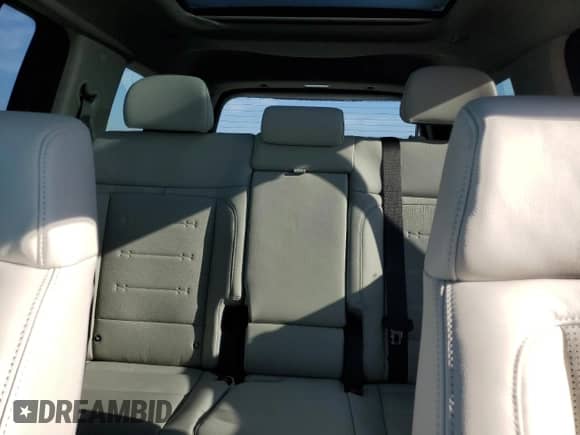 2024 Hyundai Santa Fe Limited с VIN 5NMP44GL7RH066861, выставлен на аукционе Copart как лот 74101384 с пробегом Не указан миль и На запчасти • Non repairable. История ставок и продаж доступна на DreamBid. Изображение 10.