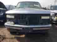 1999 Chevrolet Tahoe Z71 с VIN 1GNEK13R2XJ523810, выставлен на аукционе Copart как лот 64247874 с пробегом 151 373 миль миль и Списание • Salvage title. История ставок и продаж доступна на DreamBid. Изображение 5.