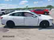 2019 Chevrolet Malibu Hybrid с VIN 1G1ZF5SU6KF179978, выставлен на аукционе IAAI как лот 42193419 с пробегом 70 221 миль миль и . История ставок и продаж доступна на DreamBid. Изображение 13.