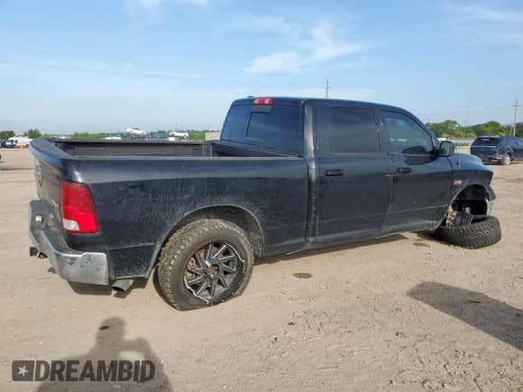 2019 Ram 1500 SLT with VIN 1C6RR7TT2KS696385, listed as a Copart auction lot 64473595 with 149,341 mi miles and Salvage title. Bid and sale history available at DreamBid. Image 3.
