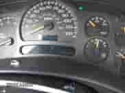 2004 Chevrolet Tahoe Z71 z VIN 1GNEK13Z84R105328, wystawiony jako IAAI lot #42850218 z przebiegiem 255 160 mil mil oraz . Historia ofert i sprzedaży dostępna na DreamBid. Obrazek 7.