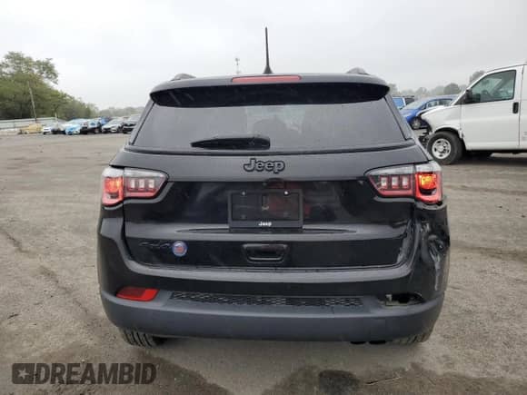 2020 Jeep Compass Altitude с VIN 3C4NJDBB2LT145590, выставлен на аукционе Copart как лот 69753605 с пробегом 42 225 миль миль и Списание • Salvage title. История ставок и продаж доступна на DreamBid. Изображение 6.