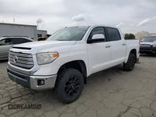 2015 Toyota Tundra Limited z VIN 5TFHY5F11FX465802, wystawiony jako Copart lot #49729035 z przebiegiem 241 756 mil mil oraz Czysty tytuł • Clean title. Historia ofert i sprzedaży dostępna na DreamBid. Obrazek 1.