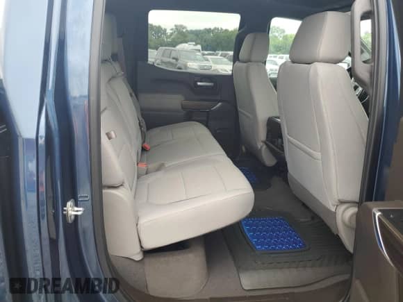 2019 Chevrolet Silverado 1500 RST z VIN 1GCPWDED2KZ169127, wystawiony jako Copart lot #63060005 z przebiegiem 41 714 mil mil oraz Szkoda całkowita • Salvage title. Historia ofert i sprzedaży dostępna na DreamBid. Obrazek 10.