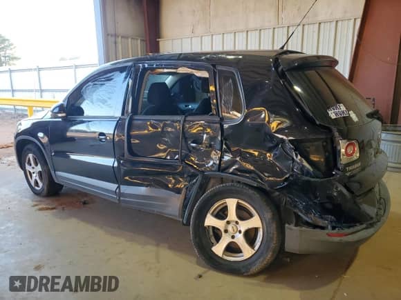 2010 Volkswagen Tiguan с VIN WVGAV9AX4AW515177, выставлен на аукционе Copart как лот 89202075 с пробегом 175 788 миль миль и Списание • Salvage title. История ставок и продаж доступна на DreamBid. Изображение 2.