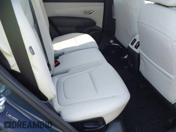 2025 Hyundai Tucson SEL Convenience with VIN 5NMJCCDE6SH526655, listed as a IAAI auction lot 42579092 with 2,897 mi miles and . Bid and sale history available at DreamBid. Image 8.