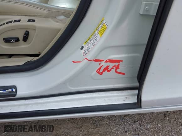 2015 Volvo S60 T5 Drive-E Premier with VIN YV126MFB8F1305105, listed as a IAAI auction lot 42566641 with 115,535 mi miles and . Bid and sale history available at DreamBid. Image 6.