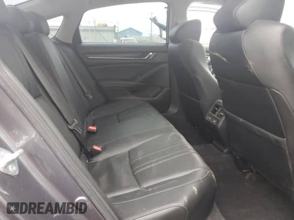 2022 Honda Accord Touring with VIN 1HGCV2F96NA007411, listed as a Copart auction lot 61187165 with 39,007 mi miles and Salvage title. Bid and sale history available at DreamBid. Image 10.