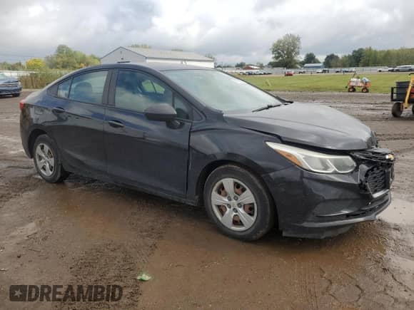 2018 Chevrolet Cruze LS with VIN 1G1BC5SM8J7237429, listed as a Copart auction lot 82156305 with 85,841 mi miles and Salvage title. Bid and sale history available at DreamBid. Image 4.