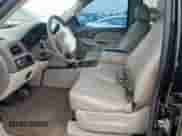 2013 Chevrolet Tahoe LTZ с VIN 1GNSCCE0XDR336905, выставлен на аукционе Copart как лот 69654885 с пробегом 165 547 миль миль и Списание • Salvage title. История ставок и продаж доступна на DreamBid. Изображение 7.