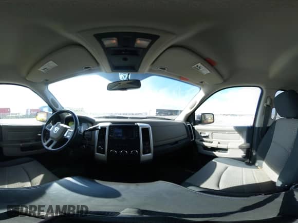 2011 Ram 1500 Big Horn z VIN 1D7RV1GT7BS519574, wystawiony jako IAAI lot #43292126 z przebiegiem 178 700 mil mil oraz . Historia ofert i sprzedaży dostępna na DreamBid. Obrazek 20.