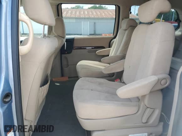 2008 Hyundai Entourage GLS z VIN KNDMC233686053031, wystawiony jako Copart lot #58337575 z przebiegiem 183 288 mil mil oraz Szkoda całkowita • Salvage title. Historia ofert i sprzedaży dostępna na DreamBid. Obrazek 11.