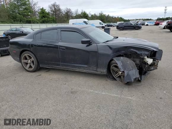 2011 Dodge Charger Rallye Plus z VIN 2B3CL3CG7BH593449, wystawiony jako Copart lot #68976185 z przebiegiem 158 300 mil mil oraz Szkoda całkowita • Salvage title. Historia ofert i sprzedaży dostępna na DreamBid. Obrazek 4.