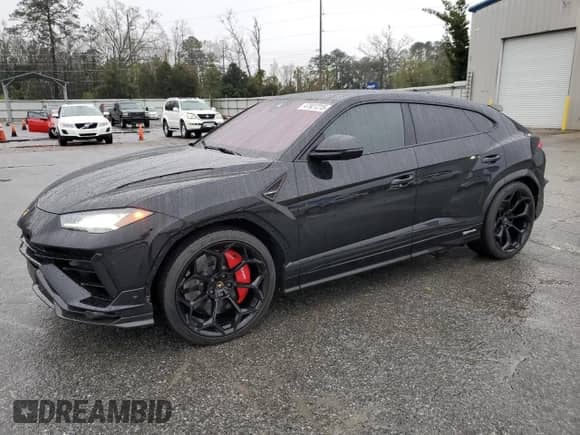 2023 Lamborghini Urus Performante с VIN ZPBUC3ZL9PLA23642, выставлен на аукционе Copart как лот 47927215 с пробегом 9 650 миль миль и Чистый • Clean title. История ставок и продаж доступна на DreamBid. Изображение 1.
