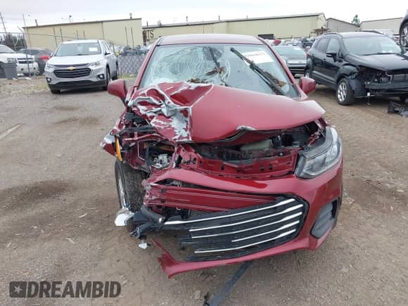 2021 Chevrolet Trax LS z VIN KL7CJNSB8MB354653, wystawiony jako IAAI lot #42664655 z przebiegiem 58 592 mil mil oraz . Historia ofert i sprzedaży dostępna na DreamBid. Obrazek 12.