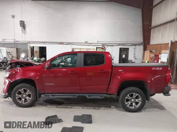 2017 Chevrolet Colorado 4WD Z71 with VIN 1GCGTDEN4H1269593, listed as a IAAI auction lot 43381847 with 98,262 mi miles and . Bid and sale history available at DreamBid. Image 13.
