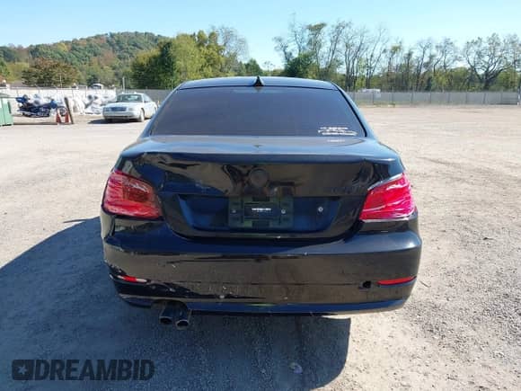 2008 BMW 5 Series 528i с VIN WBANU53548CT04521, выставлен на аукционе IAAI как лот 43381470 с пробегом 168 899 миль миль и . История ставок и продаж доступна на DreamBid. Изображение 17.