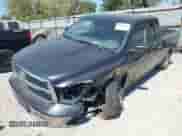 2017 Ram 1500 Big Horn z VIN 1C6RR7GG9HS770214, wystawiony jako IAAI lot #43171302 z przebiegiem 163 788 mil mil oraz . Historia ofert i sprzedaży dostępna na DreamBid. Obrazek 6.