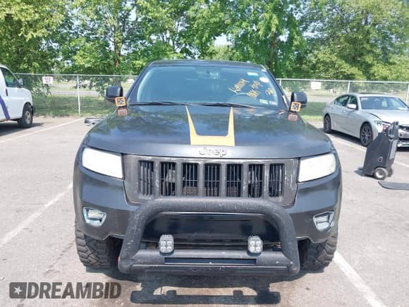2012 Jeep Grand Cherokee Laredo z VIN 1C4RJFAG1CC150866, wystawiony jako IAAI lot #42911719 z przebiegiem 188 250 mil mil oraz . Historia ofert i sprzedaży dostępna na DreamBid. Obrazek 6.