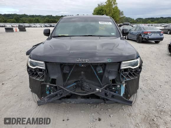 2019 Jeep Grand Cherokee Limited X with VIN 1C4RJFBG3KC846190, listed as a Copart auction lot 69687045 with 130,390 mi miles and Salvage title. Bid and sale history available at DreamBid. Image 5.