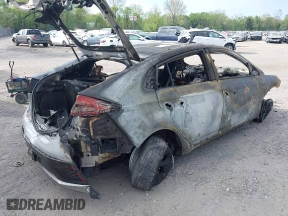 2019 Hyundai Ioniq Limited with VIN KMHC05LH5KU044708, listed as a IAAI auction lot 42174712 with Not provided miles and . Bid and sale history available at DreamBid. Image 4.