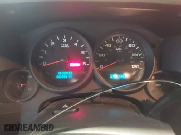 2011 Chevrolet Silverado 1500 LS z VIN 3GCPKREA6BG379230, wystawiony jako IAAI lot #41383308 z przebiegiem 322 050 mil mil oraz . Historia ofert i sprzedaży dostępna na DreamBid. Obrazek 7.