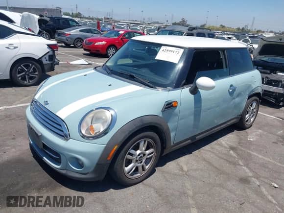 2012 MINI Hardtop with VIN WMWSU3C53CT541677, listed as a IAAI auction lot 42599172 with 161,995 mi miles and . Bid and sale history available at DreamBid. Image 2.