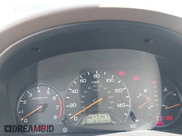 2000 Honda Accord LX с VIN 1HGCG5644YA146571, выставлен на аукционе IAAI как лот 42633658 с пробегом 212 144 миль миль и . История ставок и продаж доступна на DreamBid. Изображение 7.